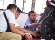 Berikan Pengalaman Berharga, Menara Agung Ajak Jurnalis Ikuti Simulasi UKK di SMKN 1 Sumbar