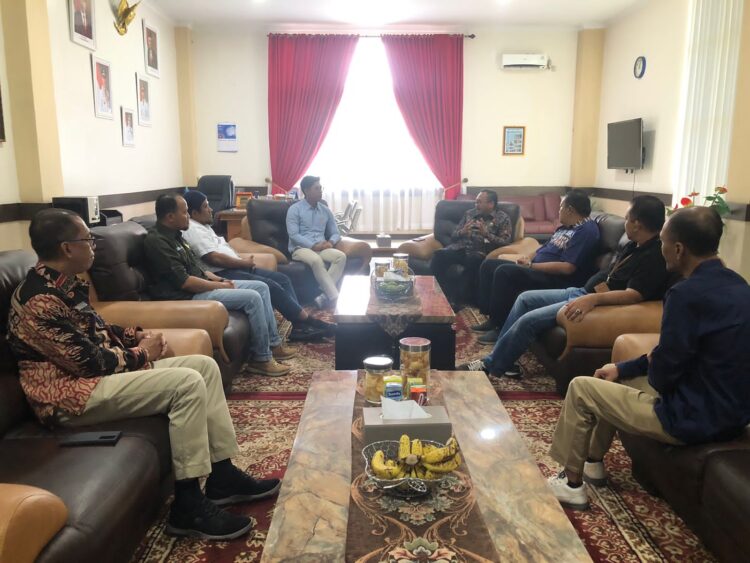 Pererat Silaturahmi, UP3 PLN Payakumbuh Bertemu Pj Wali Kota 1 Pererat Silaturahmi UP3 PLN Payakumbuh Bertemu Pj.Wali Kota