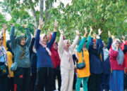Ketua TP-PKK Agam Senam Sehat Bersama Anggota PKK Wilayah Agam Timur