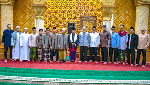 Seribuan Jamaah Padati Shalat Idul Adha 1445 H di Semen Padang