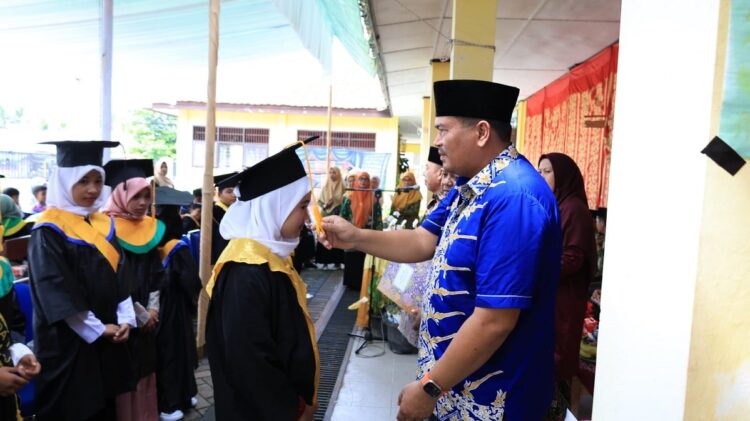 Laporan:
Efanuza
Kota Pariaman