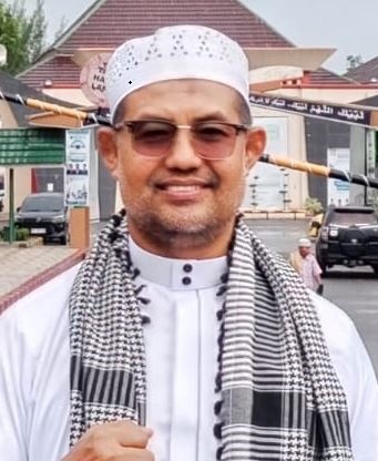 Kompol Syafrizen Datuak Rang Batuah di Masjid Darul Hujjaj, Hikmah Perjalanan Spritual Nabi Ibrahim mencari Tuhan Allah SWT 1 Kompol Syafrizen
Datuak Rang Batuah