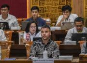 Paripurna DPR Setujui Naturalisasi Calvin Verdonk dan Jens Raven