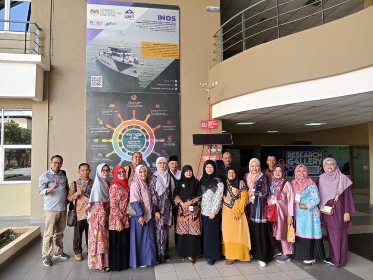 Forum Edu Tourism di Malaysia, Pengalaman Baru dan Berharga Siswa Padang Panjang 1 PESERTA—Para peserta yang mengikuti Asean Seminar and Forum Edu Tourism di University Terengganu, Malaysia 24-28 Juni 2024 lalu foto bersama.