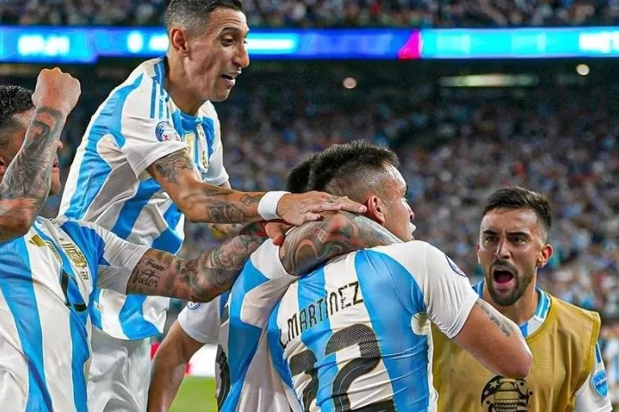 Hasil Copa America 2024, La Tri Siap Jegal Langkah La Albiceleste di Perempat Final 1 BANTU SANDUNGAN— Ekuador akan siap jadi batu sandungan bagi Argentina di perempat final Copa America 2024.