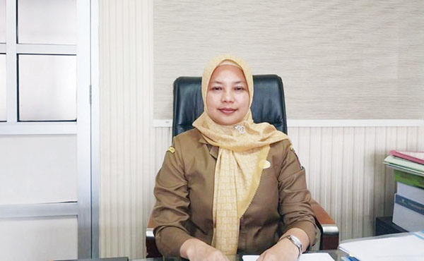 Dinkes Kota Padang Fokus Lakukan Intervensi untuk Tekan Angka Stunting 1 dr. Srikurnia Yati
Kepala Dinkes Kota Padang,