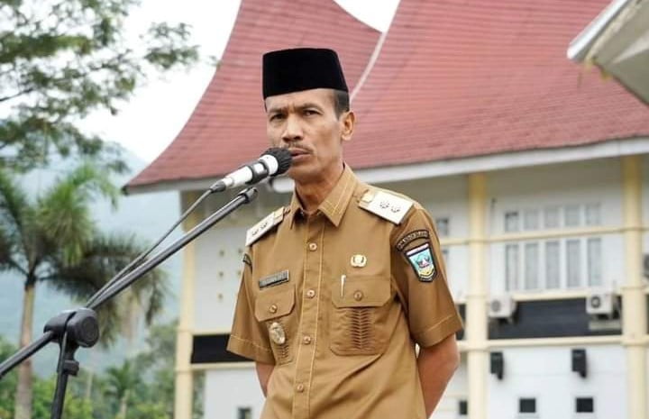 Wabup H. Yulian Efi Minta Persiapkan Piket Lebaran Sejak Jauh-Jauh Hari 1 Wakil Bupati Solok Selatan H. Yulian Efi