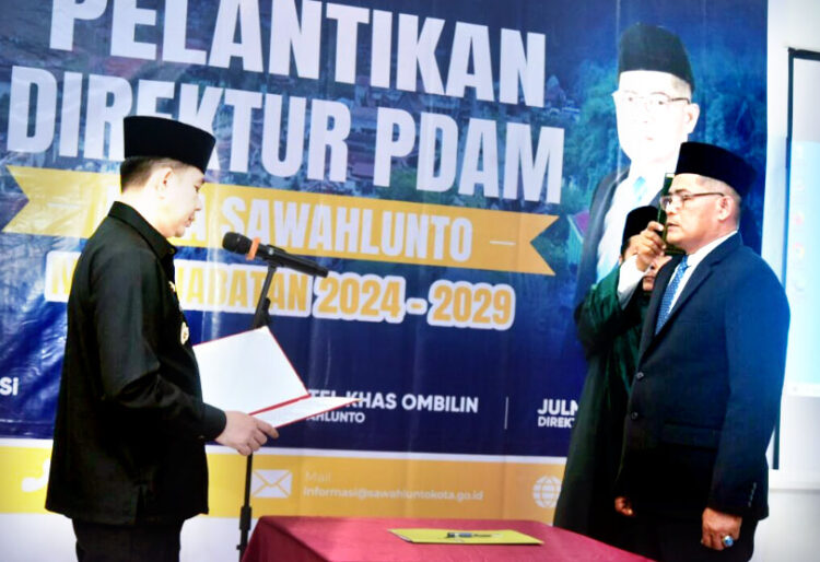 Direktur PDAM Dilantik Pj Wako Fauzan Hasan, Jurmadilson Berjanji, Dua Tahun Berikan Perubahan 1 lantik— Pj Wako Sawahlunto lantik Julmardizon sebagai Direktur PDAM Sawahlunto periode 2024 - 2029.
