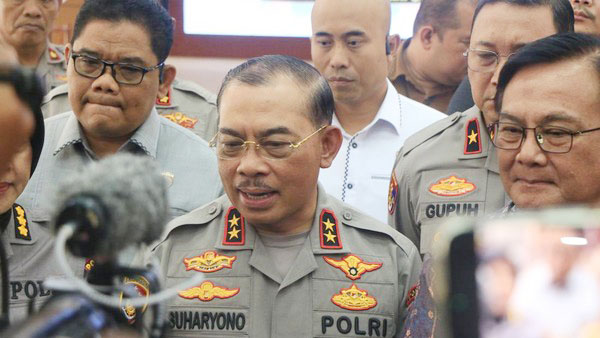 Kapolda Sumbar, Irjen Pol Suharyono