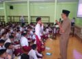 Kominfo Sosialisasikan Cerdas Bermedia Sosial di SMPN 1 Harau 11 Kominfo Sosialisasikan Cerdas Bermedia Sosial di SMPN 1 Harau