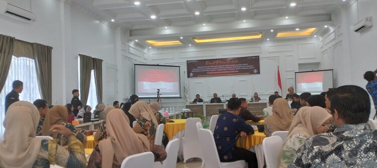 Rapat Pleno— Komisi Pemilihan Umum gelar Rapat Pleno Terbuka Rekapitulasi Perhitungan Suara Ulang Pemilu Dewan Perwakilan Daerah Provinsi Sumatera Barat Tahun 2024 Tingkat Kota Sawahlunto.