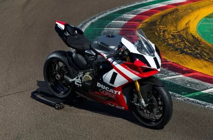 MOTOR BARU— Penampakan Panigale V2 Superquadro Final Edition.