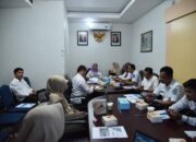 Sekda Ambun Kadri Pimpin Rapat Monitoring