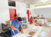 Produksi Puluhan Ribu Pasang Setiap Bulan, Slipper Hasil Karya WBP Laku di Pasaran Hotel