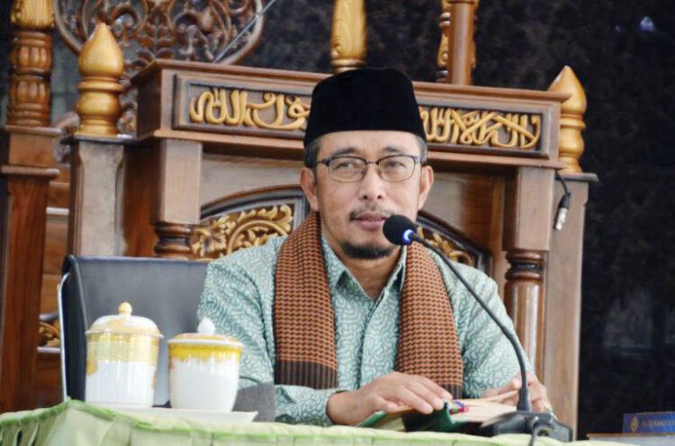 Wirid Pengajian Mingguan Korpri Agam, Bahas Menjalankan Islam Secara Kaffah 1 WIRID MINGGUAN— Mubalig Agam-Bukittinggi, Prof Dr Ismail Novel, MA menjadi penceramah pada wirid pengajian mingguan Korpri Agam Jumat (5/7).