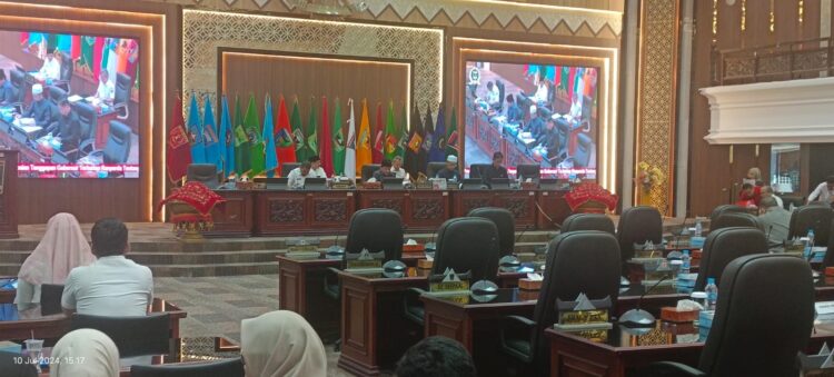 Rancangan KUA-PPAS--Rapat paripurna Penyampaian Rancangan Kebijakan Umum Anggaran Plafon Prioritas Anggaran Sementara (KUA-PPAS) Tahun 2025, Rabu (10/7).