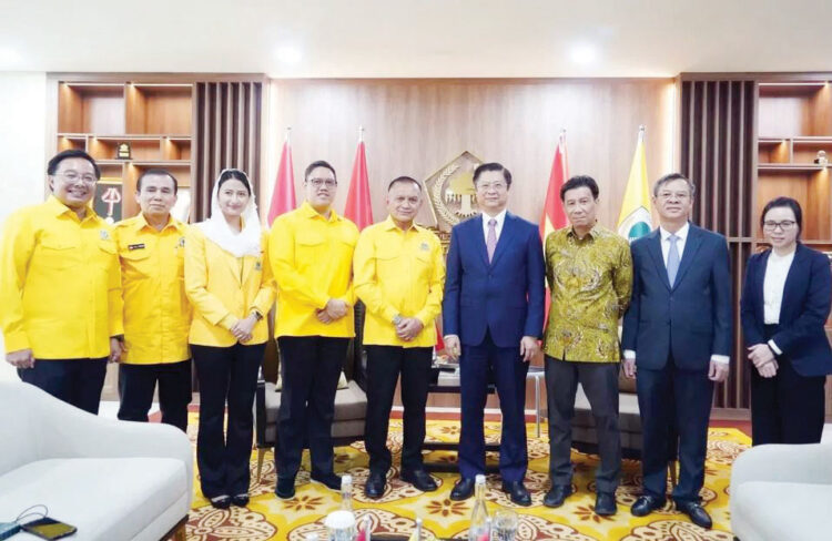 KUNJUNGAN— Partai Golkar menerima kunjungan Partai Politik Vietnam.