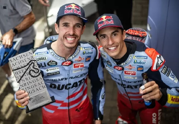 Duet Marquez Raih Podium Ganda Taui Pujian Sekaligus Catat Sejarah Baru di MotoGP 1 MARQUEZ BERSAUDARA— Marc Marquez dan Alex Marquez raih podium ganda menjadi catatan sejarah baru di MotoGP.
