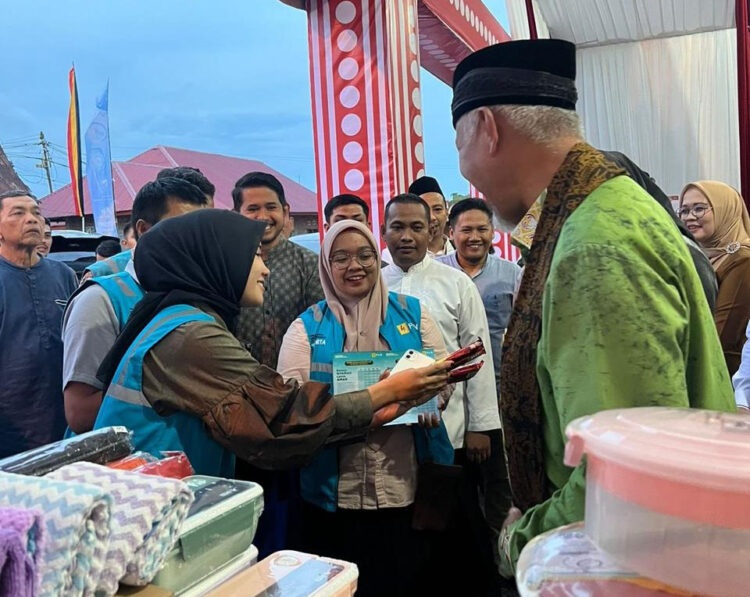 Festival Merah Putih--Gubernur Sumbar hadir di Festival Merah Putih di GOR Khatib Sulaiman Bancah Laweh Kota Padang Panjang.