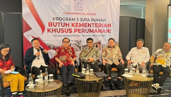 Siap Dukung Program 3 Juta Rumah Prabowo-Gibran 1 Program 3 Juta Rumah,--Talkshow "Program 3 Juta Rumah, Butuh Kementerian Khusus Perumahan" yang diadakan Forum Wartawan Perumahan Rakyat (Forwapera) di Novotel Jakarta Cikini, Jakarta Pusat, Selasa (20/8).