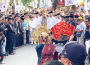 Diantar Belasan Ribu Warga Bukittinggi, Erman Safar-Heldo Aura Mendaftar ke KPU