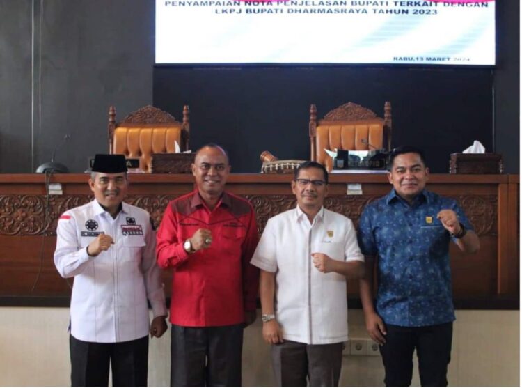 DPRD Dharmasraya Gelar Rapat Paripurna Bahas LKPj Bupati Tahun 2023 1 DPRD Dharmasraya Gelar Rapat Paripurna Bahas LKPj Bupati Tahun 2023