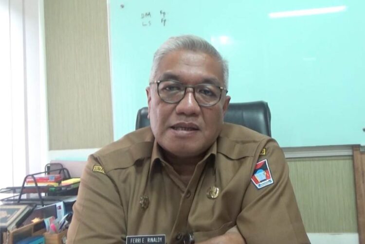 Ferri Erviyan Rinaldy 
(Kepala Disnakerin Kota Padang)