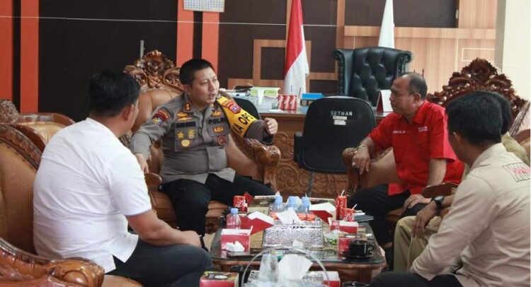 Ketua DPRD Dharmasraya Pariyanto Sambut Baik Kunjungan Kapolres Baru