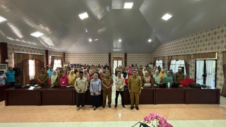GIAT—Dinas Pendidikan, Pemuda dan Olah Raga Kota Pariaman  saat melakukan kegiatan Bimbingan Teknis pelaksanaan Asessmen Nasional tahun 2024 di aula PUPR Kota Pariaman.