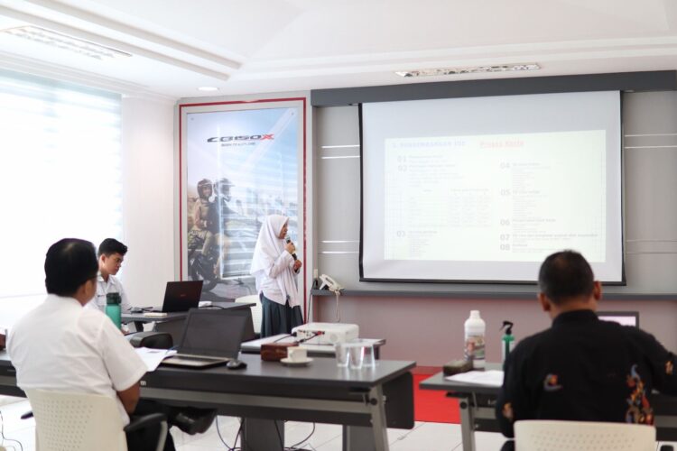 Siapkan Generasi Unggul, PT Menara Agung Gelar AHM Best Student 2024 1 SELEKSI-Pelajar SMP mengikuti seleksi AHM Best Student 2024 yang diselenggarakan PT AHM bersama PT Menara Agung di Sumbar.