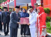 Mengabdi Puluhan Tahun, 405 ASN Pemkab Agam Terima Satyalancana Karya Satya
