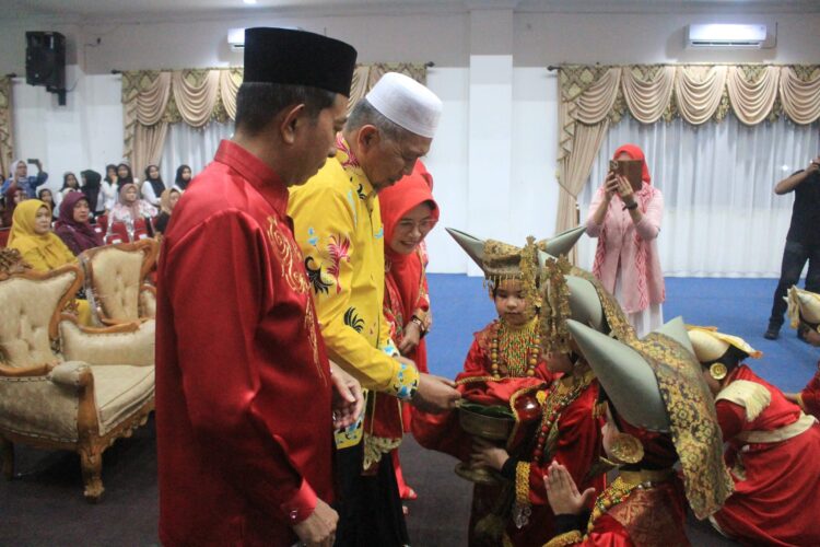 Peringatan HUT RI ke-79, Pemda Pasbar Gelar Malam Resepsi Kenegaraan 1 Pemda Pasbar Gelar Malam Resepsi Kenegaraan