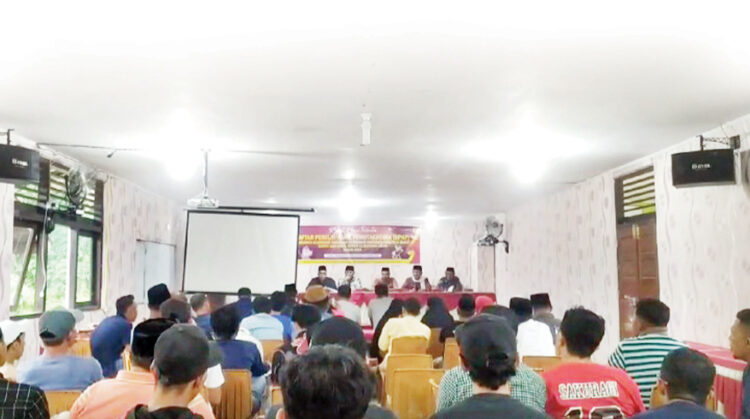 Pihak Yayasan Tak Hadiri Rapat, Masyarakat Batalkan Nota Kesepahaman dengan MTI Canduang 1 RAPAT BERSAMA— Pihak Madrasah Tarbiyah Islamiyyah (MTI) Canduang menggelar rapat bersama Niniak Mamak, Bundo Kanduang, Pemangku Kepentingan dan segala unsur masyarakat, Sabtu (3/8).