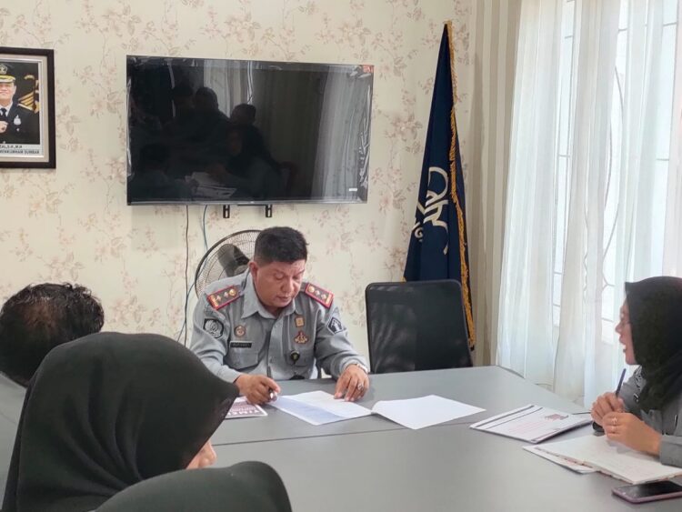 Rutan Kelas II B Batusangkar Persiapkan Pemberian Remisi 17 Agustus 1 PERSIAPAN REMISI—Rutan Batusangkar menggelar rapat persiapan pemberian remisi pada 17 Agustus 2024.