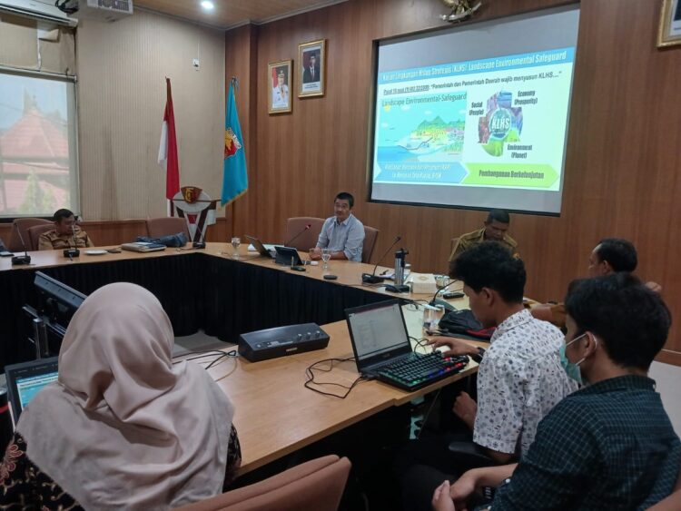 DLH Susun Dokumen KLHS dan RDTR 1 PENYUSUNAN—Sosialisasi penyusunan dokumen Kajian Lingkungan Hidup Strategis (KLHS) dan Rencana Detail Tata Ruang (RDTR) Kota Solok tahun 2024-2044..