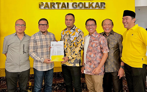 Sah!! DPP Golkar Resmi Mengusung Benny-Radi di Pilkada Sijunjung 2024 1 benny radi Copy Copy