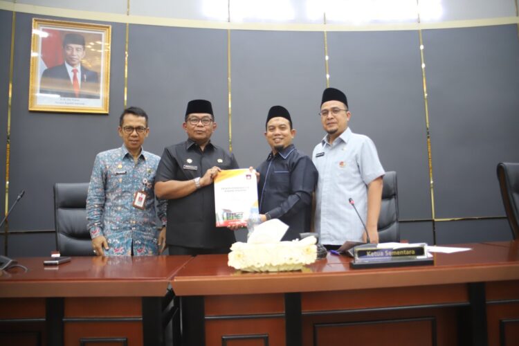 Masa Sidang I DPRD Kota Padang Periode 2024-2029 Dibuka 1 rapat paripurna--Dewan Perwakilan Rakyat Daerah (DPRD) Kota Padang menggelar rapat paripurna penutupan masa sidang II periode 2019-2024 dan buka masa sidang I periode 2024-2029.