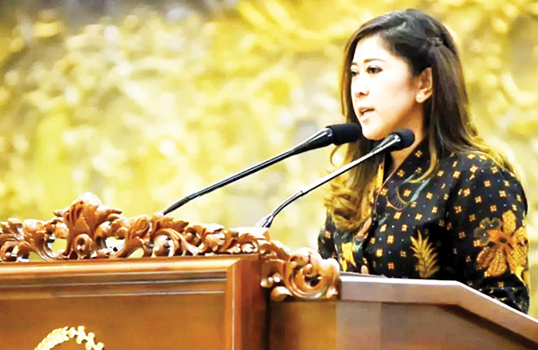 Meutya Hafid
Ketua Komisi I DPR RI
