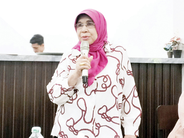 PELATIHAN KAPASITAS— Pelatihan kapasitas Panwas Kecamatan yang digelar Bawaslu Kota Padang di HW Hotel, Kamis (8/8).