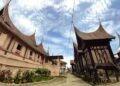 Hindupkan Kembali Filosofi Budaya Rumah Gadang, Supardi: Rangkiang Simbol Kesejahteraan ekonomi dan jiwa sosial Masyarakat 10 Hindupkan Kembali Filosofi Budaya Rumah Gadang, Supardi: Rangkiang Simbol Kesejahteraan ekonomi dan jiwa sosial Masyarakat