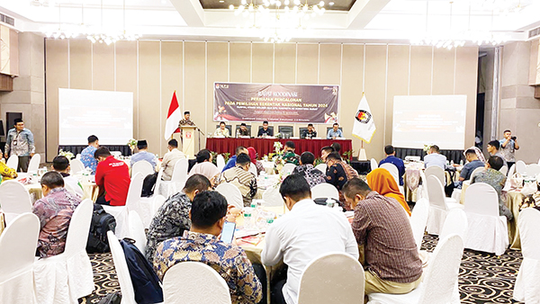 RAPAT KOORDINASI— KPU Provinsi Sumbar, Jumat (9/8), menggelar Rapat Koordinasi (Rakor) Persiapan Pencalonan pada Pemilihan Serentak Nasional Tahun 2024, di Padang.