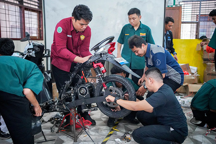 0fd39000 073d 4360 a4f3 93818304b153