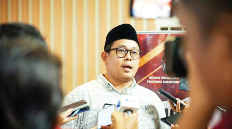 Pembatasan Dana Kampanye, KPU: Bukan Pembatasan Ekspresi Paslon 1 Ory Sativa Syakban
Komisioner KPU Sumbar