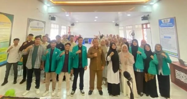 Gelar Seminar UMKM, BIN Melalui AMANAH Dorong Wirausaha Muda Naik Kelas 1 SEMINAR-Narasumber berpengalaman bersama mahasiswa IAIN Takengon yang mengikuti seminar kewirausahaan bagi pelaku UMKM.