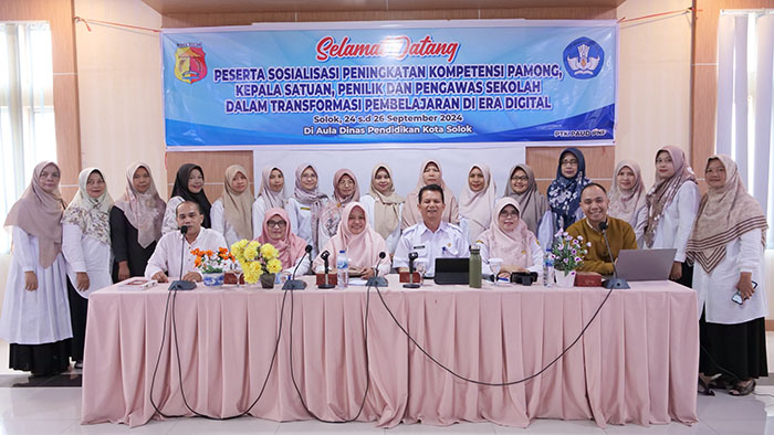 Disdik Kota Solok Gelar Sosialisasi Peningkatan Kompetensi 1 Dinas Pendidikan Kota Solok menyelenggarakan acara sosialisasi peningkatan kompetensi bagi Pamong