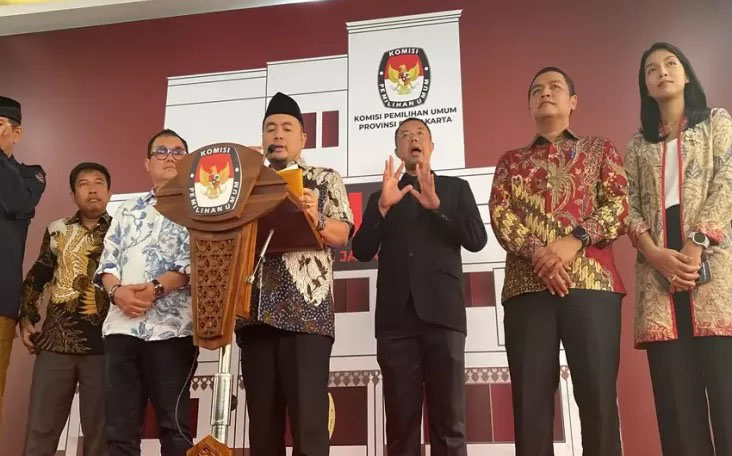 KONFERENSI PERS— Ketua KPU Mochammad Afifuddin saat konferensi pers terkait rekrutmen 3.045.623 petugas KPPS untuk Pilkada 2024.