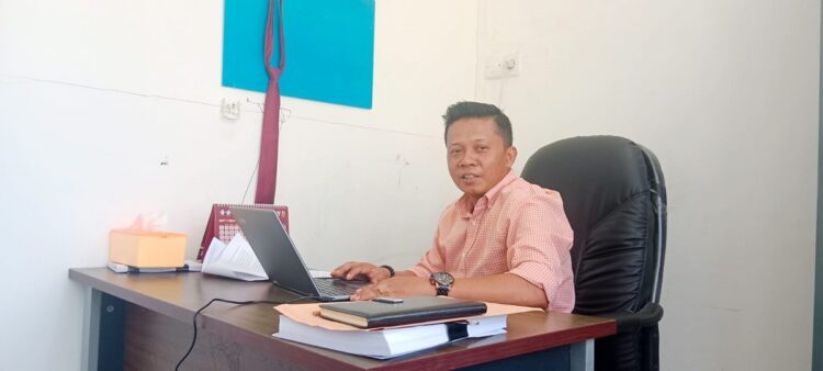 Ketua Divisi Teknis Penyelenggara KPU Kepulauan Mentawai, Suryandika