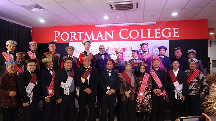 Pertamina Patra Niaga Sumbagut Raih 5 Penghargaan Internasional Asian Impact Award 2024 1 RAIH PENGHARGAAN-PT Pertamina Patra Niaga Regional Sumbagut berhasil meraih lima penghargaan internasional Asian Impact Award 2024 dengan predikat Platinum CSR Leading Impact.