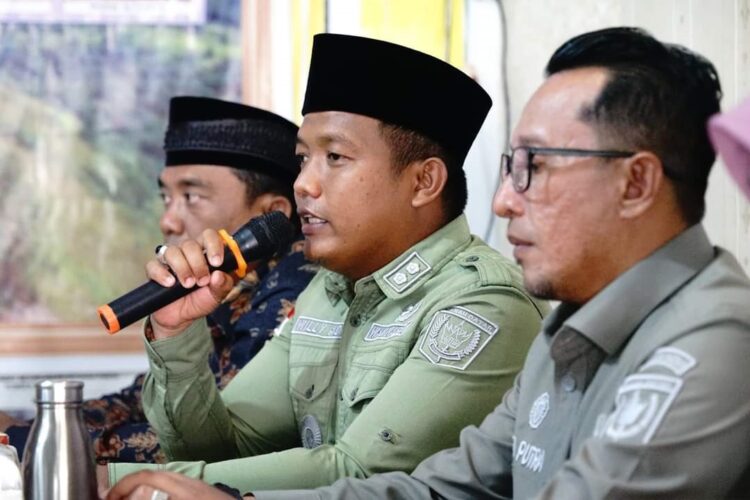 Silaturahmi di Nagari III Koto, Bupati Eka Putra: Kami Terus Berupaya Berikan Pelayanan Terbaik untuk Masyarakat 1 Silaturahmi di Nagari III Koto Bupati Eka Putra