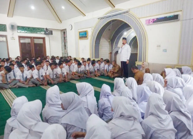 Wako Erman minta pelajar Bukittinggi jadi generasi unggul